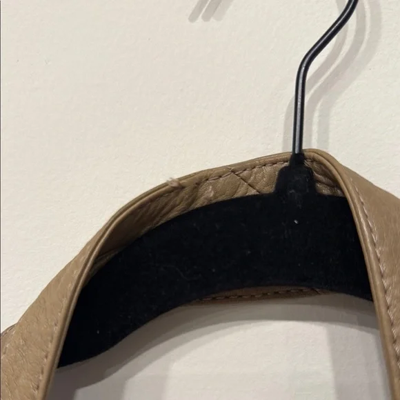 HOBO Tan Leather Tote with Fringe Details - Picture 5 of 7